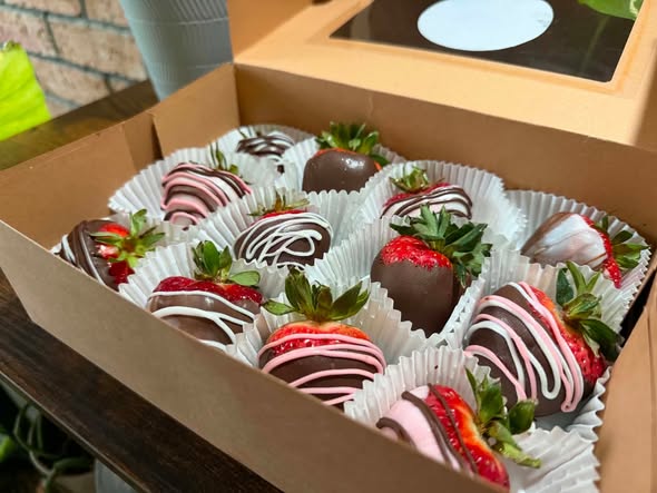 Velvet Wing decorated chocolate-covered strawberries