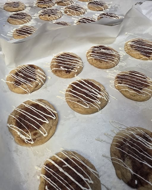 Velvet Wing Honeybun Cookie Dippers with white chocolate buttercream
